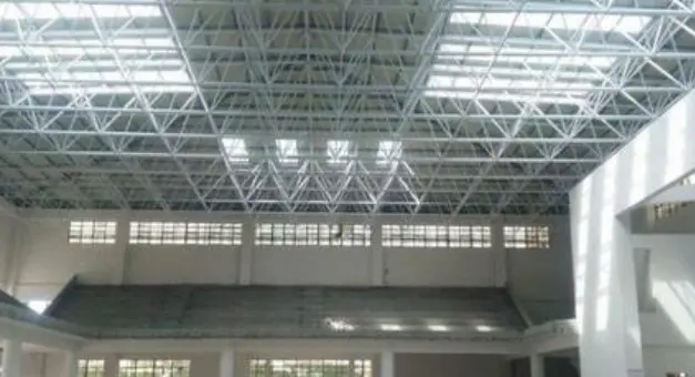 怎么能力选定一家无气力的不锈钢网架公司